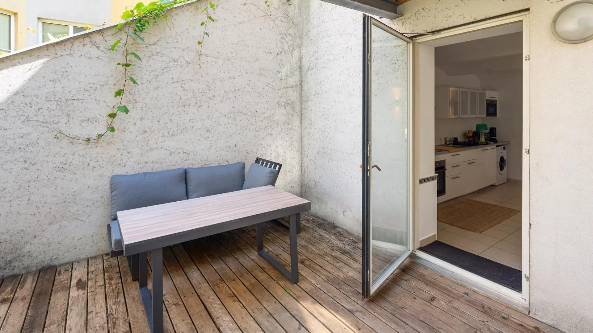 Gemuetliches, Ruhiges Apartment - 90M2 Mit Garten Und Terrasse Vienna