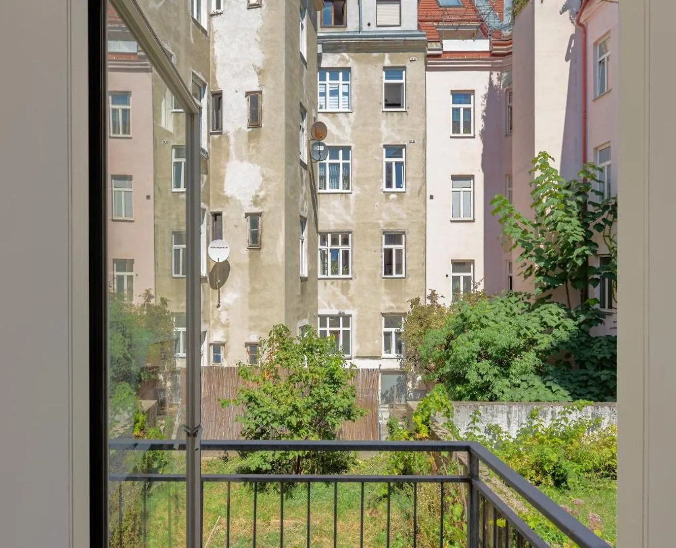 Gemuetliches, Ruhiges Apartment - 90M2 Mit Garten Und Terrasse Vienna 0*,  Austria