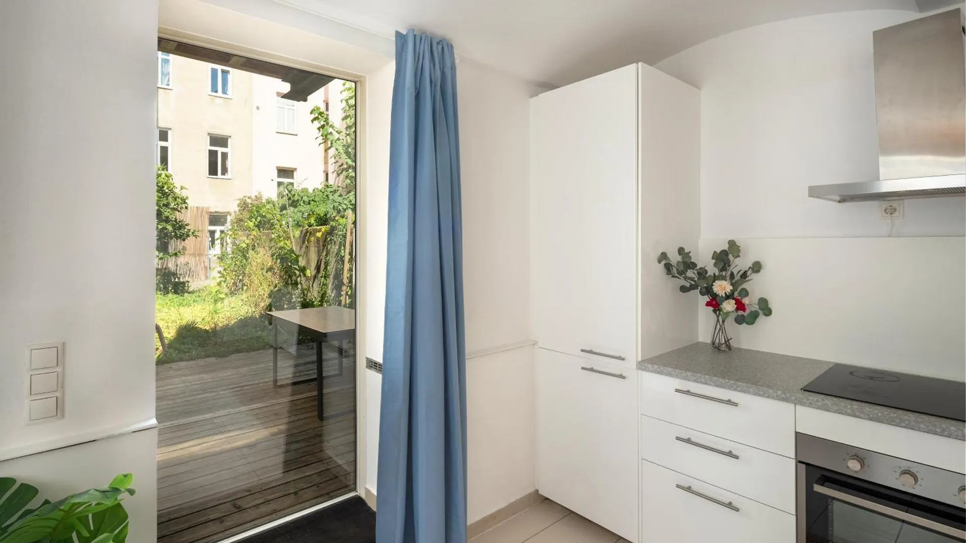 Gemuetliches, Ruhiges Apartment - 90M2 Mit Garten Und Terrasse Vienna 0*,  Austria